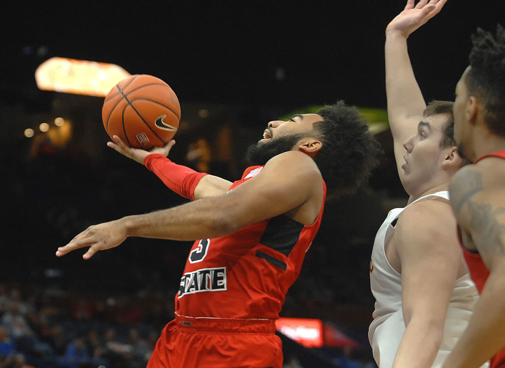 030518-blm-spt-3isuhoops